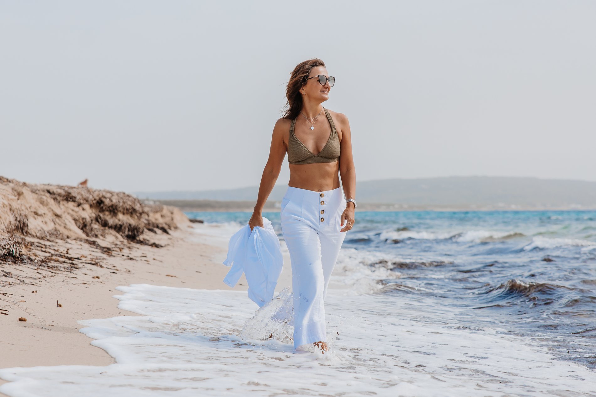 Mirela am Strand